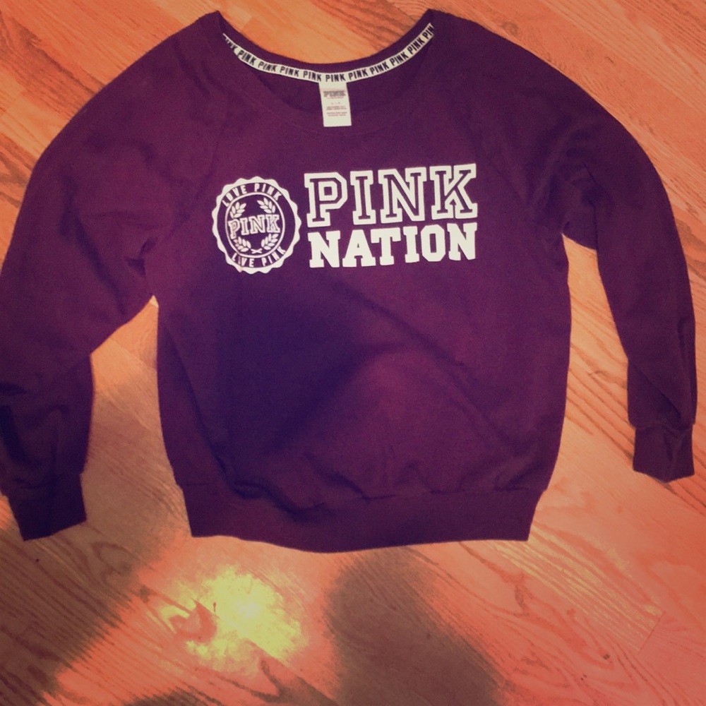 PINK Nation crew neck